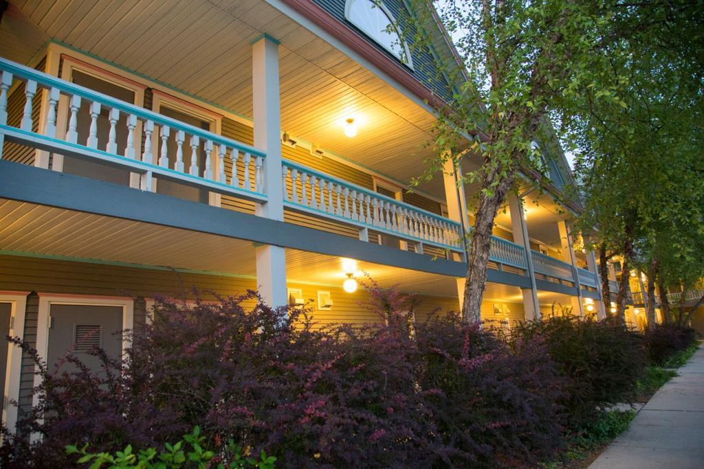 The Shelby Inn Shelbyville Exterior photo