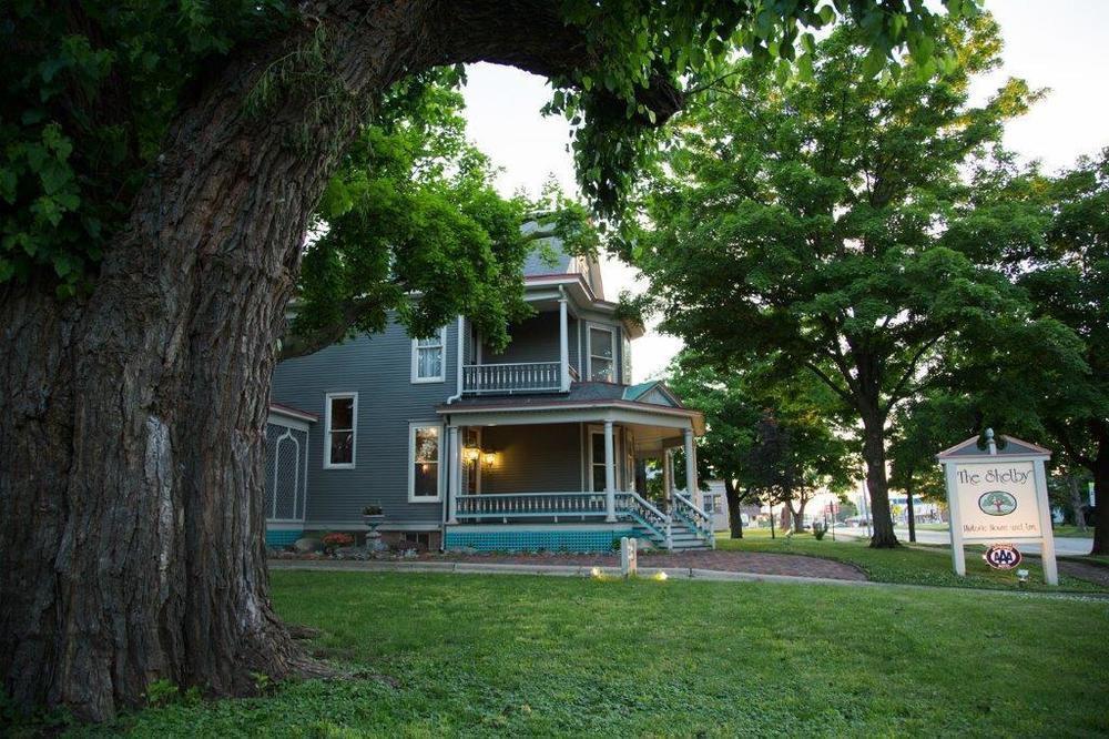 The Shelby Inn Shelbyville Exterior photo